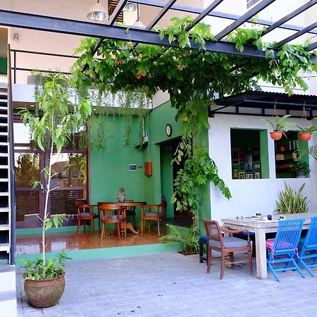 Matta Lodge Kuta Selatan Bagian luar foto