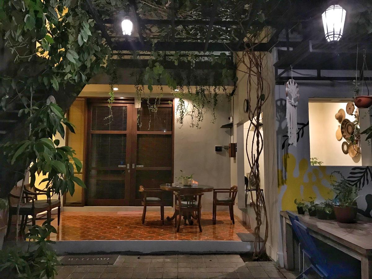Matta Lodge Kuta Selatan Bagian luar foto